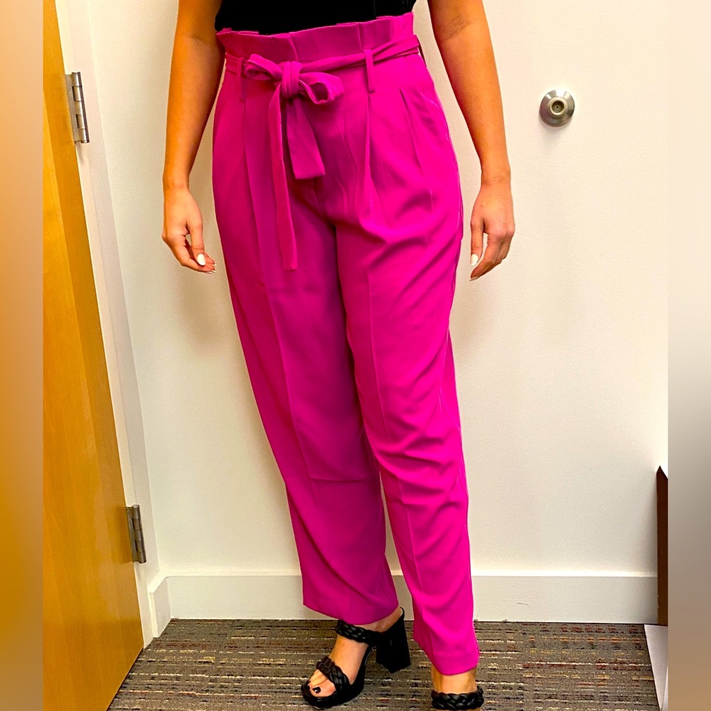Pink paperbag waist pants gently used. 12L.